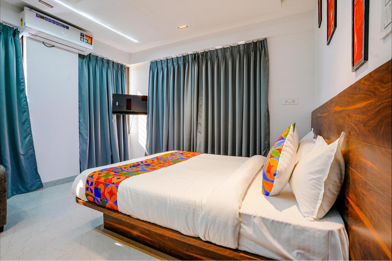 Fabhotel Crystal Inn - Nr Suvarndeep Chowk Pimpri-Chinchwad Экстерьер фото
